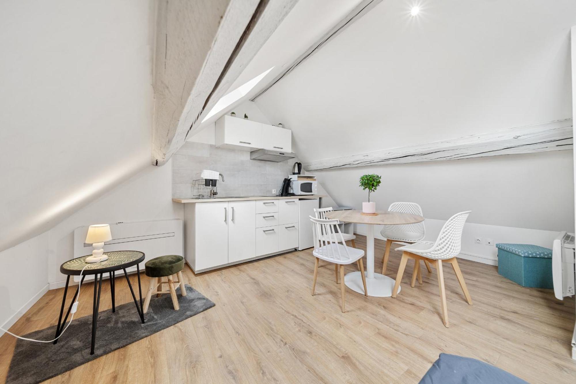 La Maison Jaff Бон Екстериор снимка